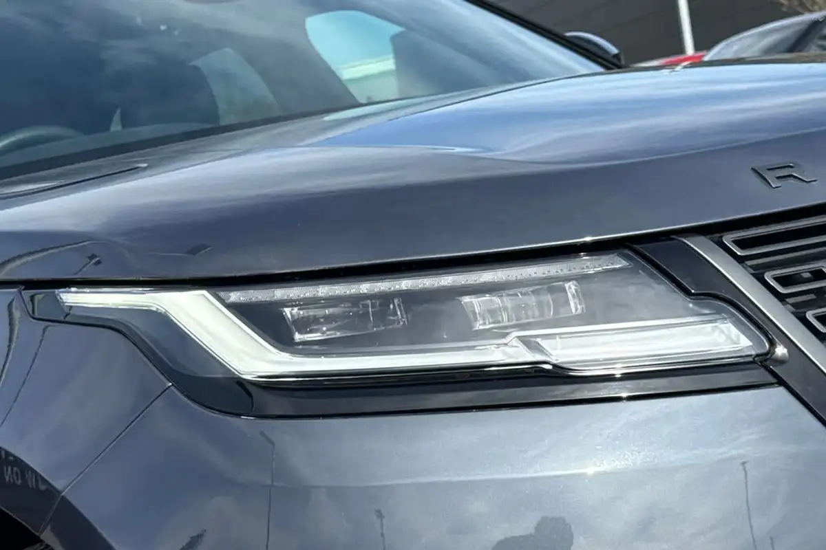 2023-land-rover-range-rover-velar-20-d200-dynamic-se-big-23
