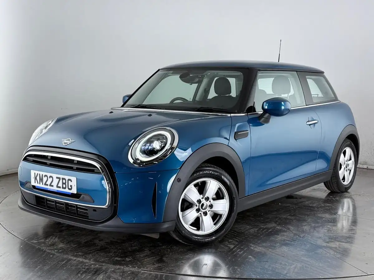 2022-mini-cooper-15-one-classic-3d-auto-big-38