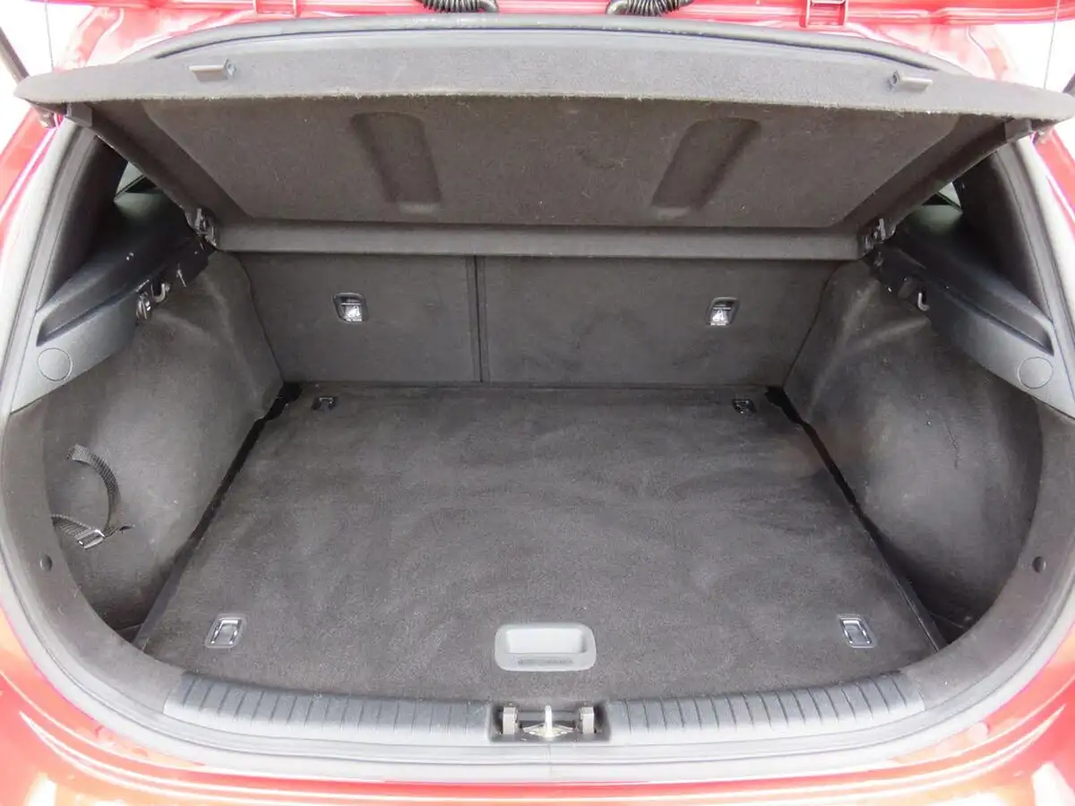 2019-kia-ceed-10-t-gdi-gt-line-big-8