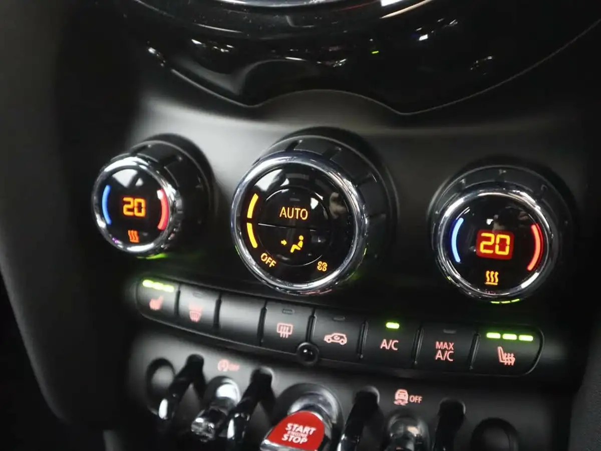 2019-mini-cooper-15-cooper-sport-hatchback-3d-big-28