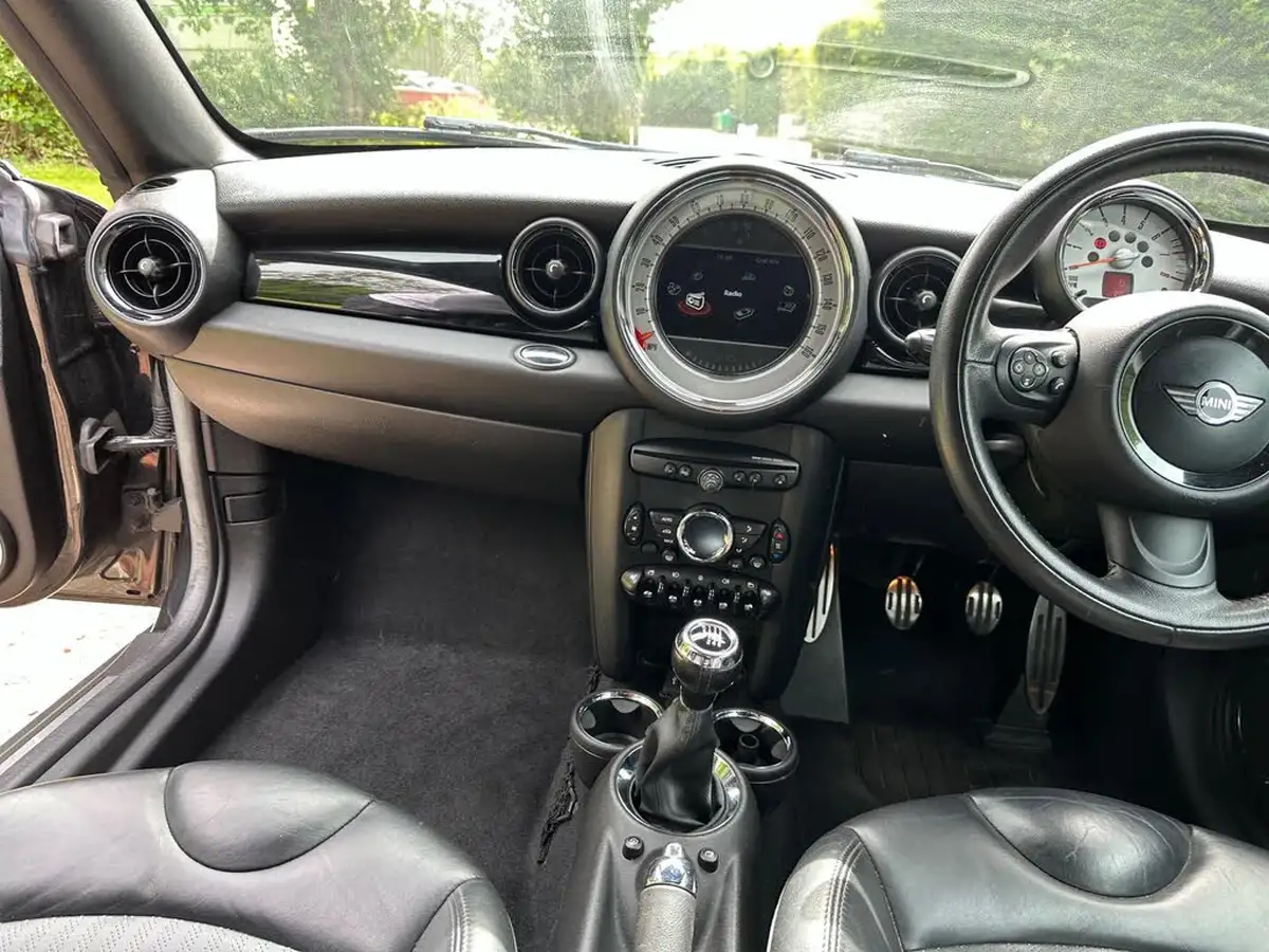 2013-mini-coupe-16-cooper-s-184bhp-big-20