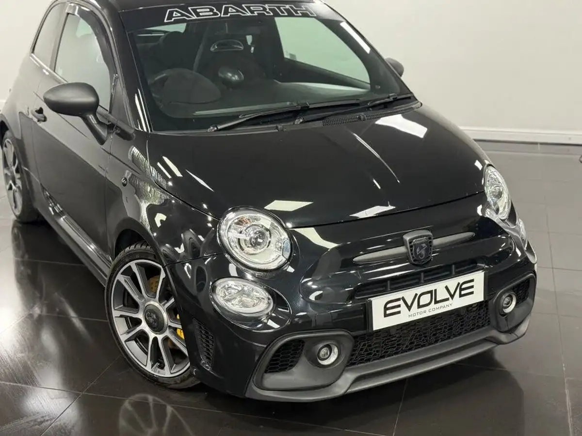 2024-abarth-695-14-tjet-turismo-big-10
