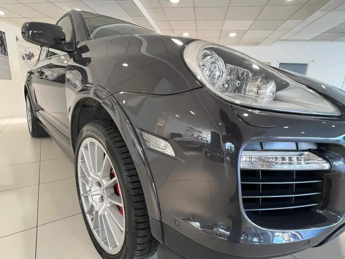 2008-porsche-cayenne-48-turbo-s-big-12