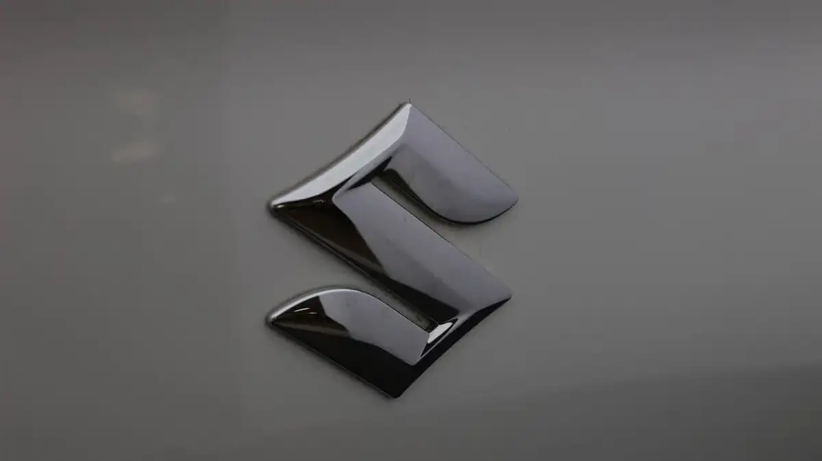 2023-suzuki-swift-12-dualjet-sz-l-big-32