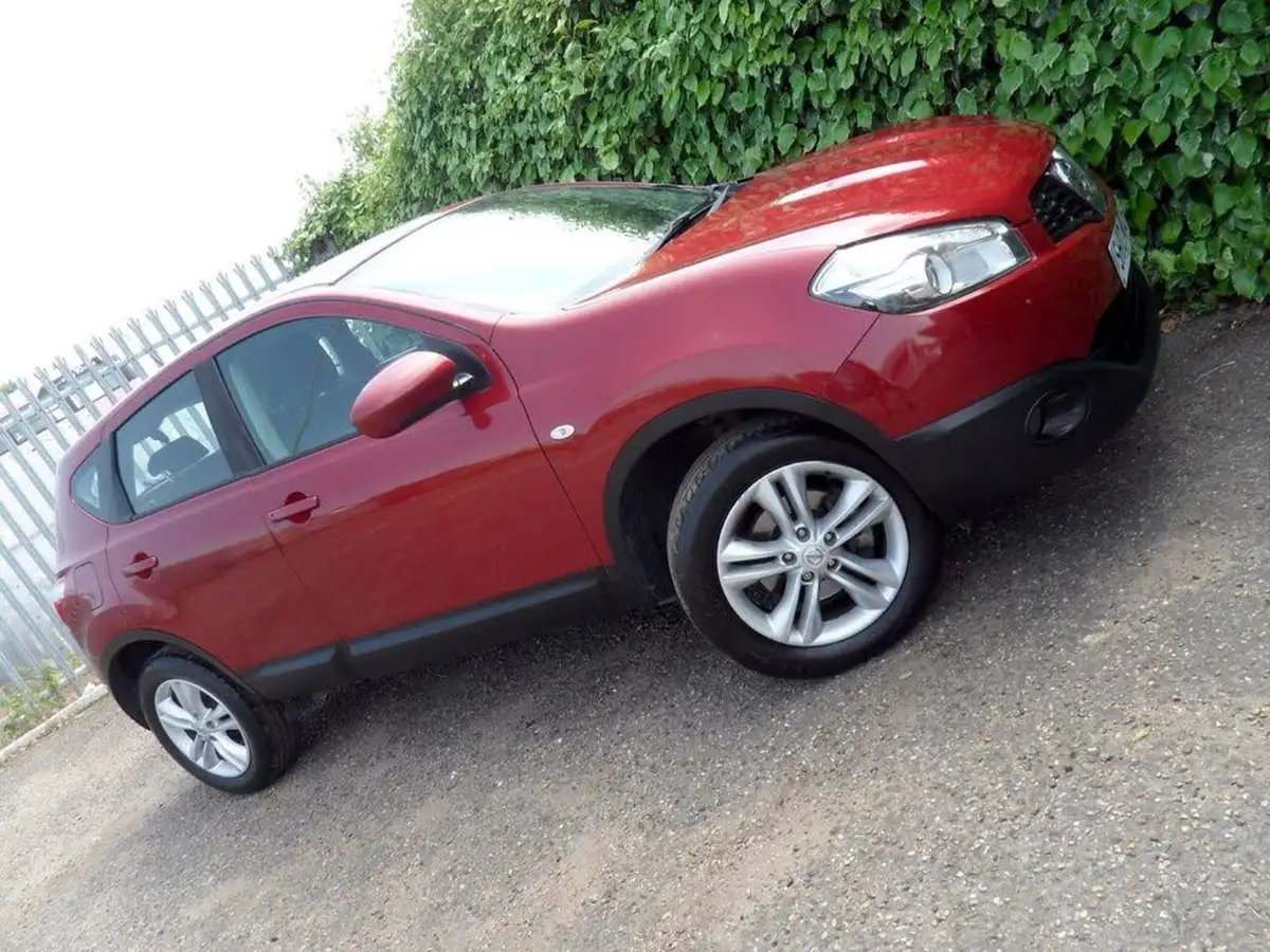 2010-nissan-qashqai-15td-acenta-big-31
