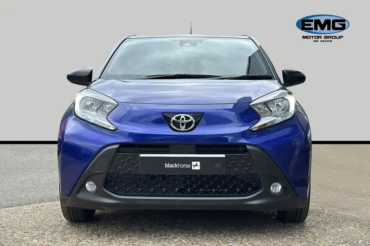 2022-toyota-aygo-x-10-vvt-i-edge-big-1