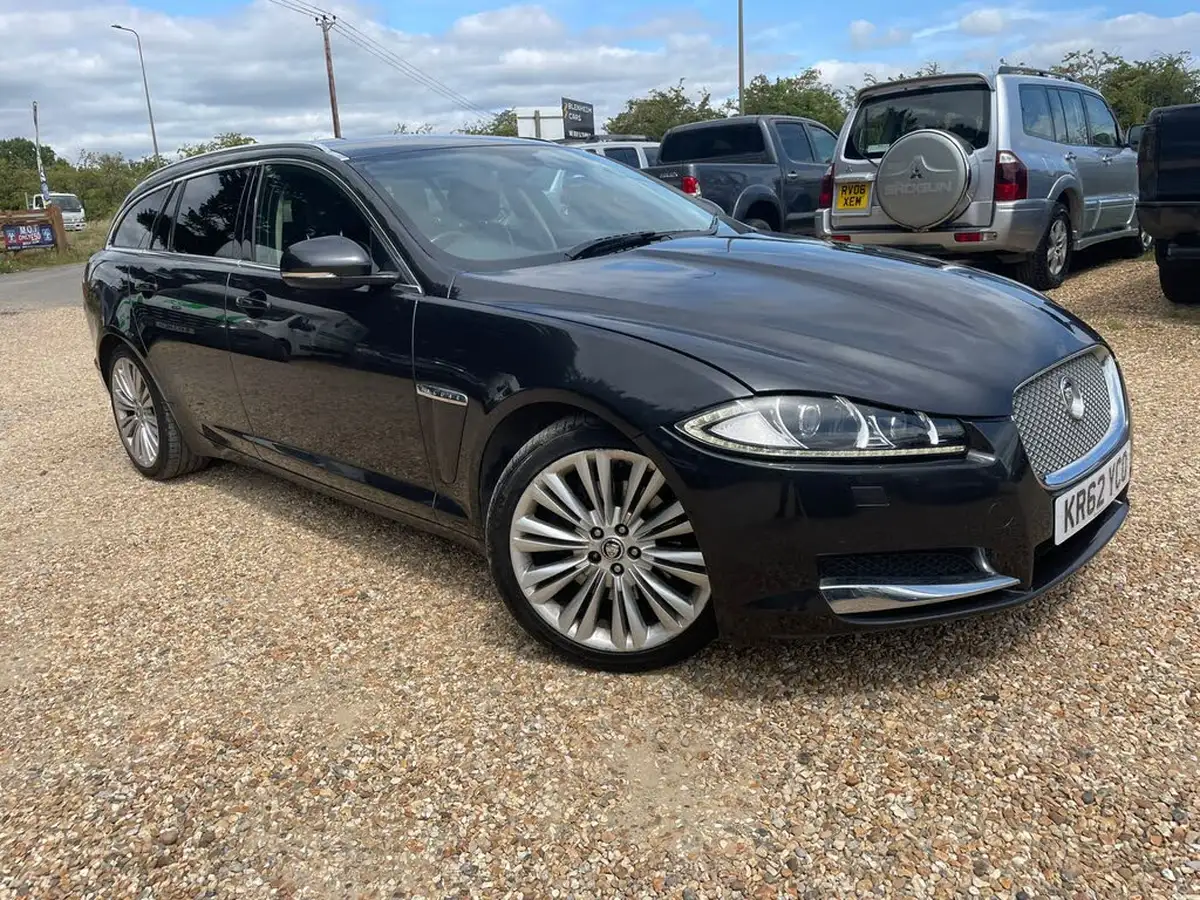 2013-jaguar-xf-22td-portfolio-200ps-ss-sportbrake-5d-auto-big-1