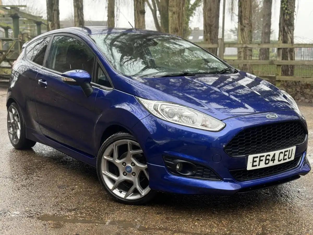 2014-ford-fiesta-10-zetec-s-big-13