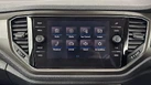2019-volkswagen-t-roc-15-tsi-se-small-17