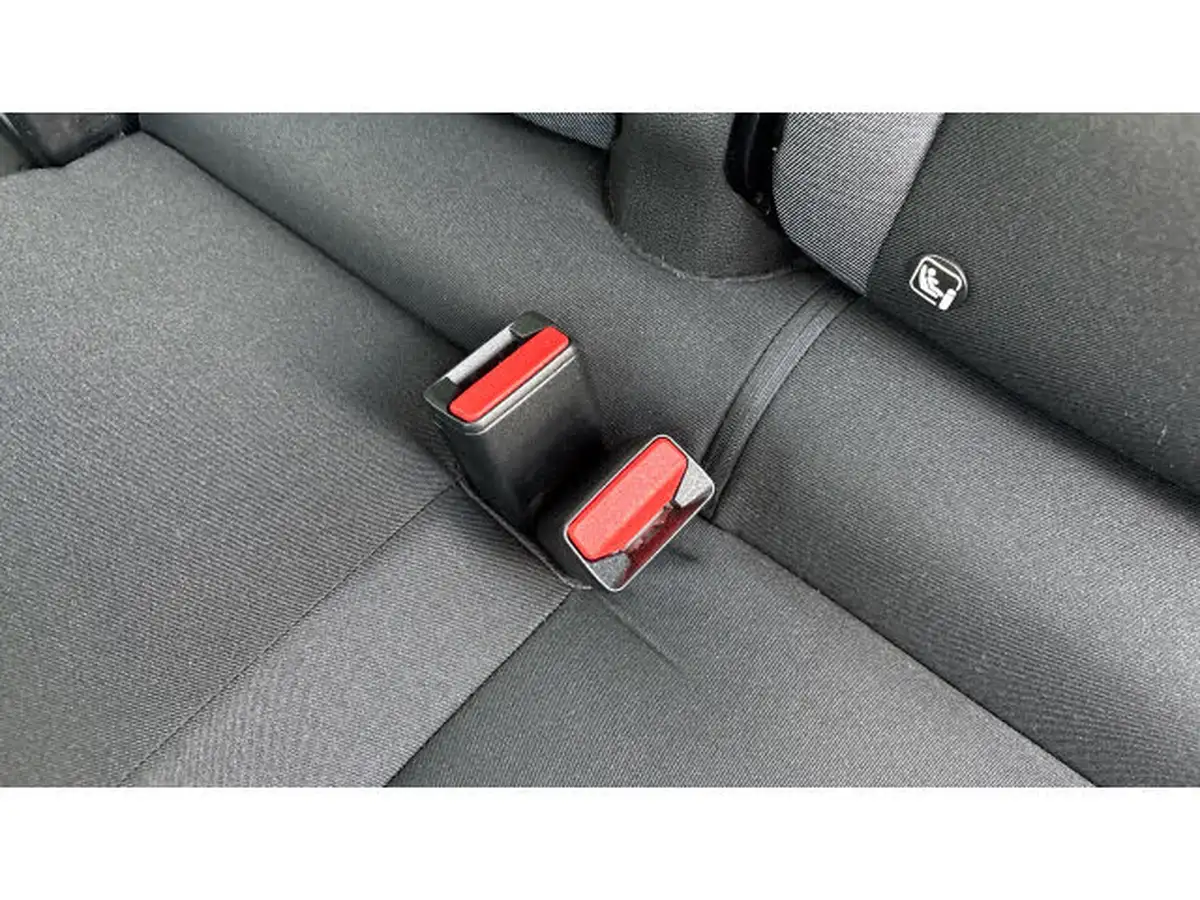 2021-renault-captur-13-tce-iconic-140ps-big-16
