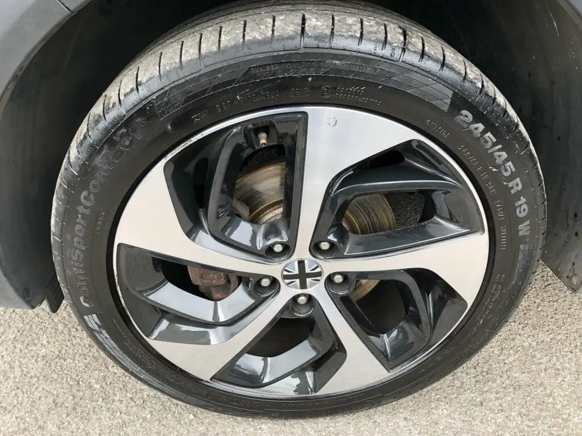 2015-hyundai-tucson-20crdi-premium-136ps-big-12