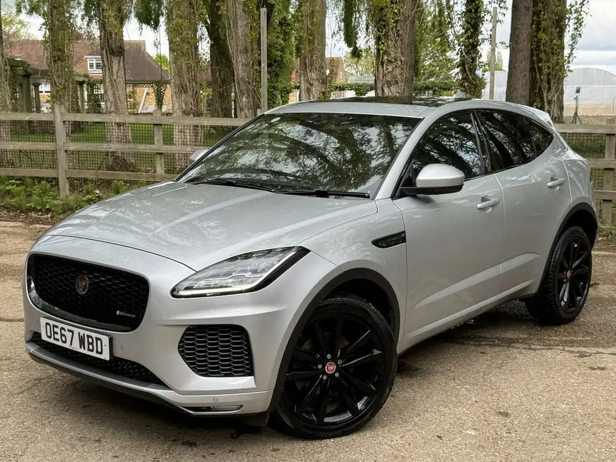 2018-jaguar-e-pace-20-i4d-r-dynamic-hse-180ps-ss-big-6