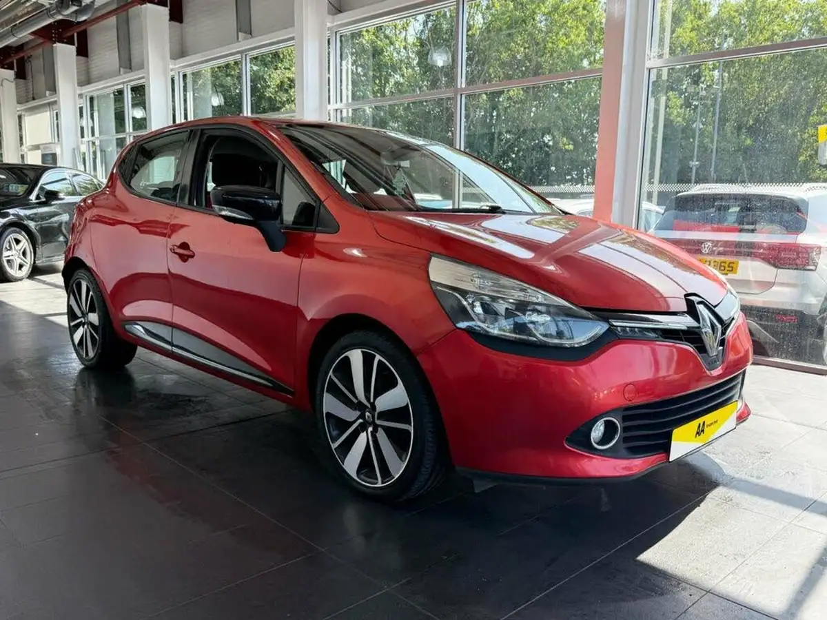 2013-renault-clio-09-dynamique-s-big-2