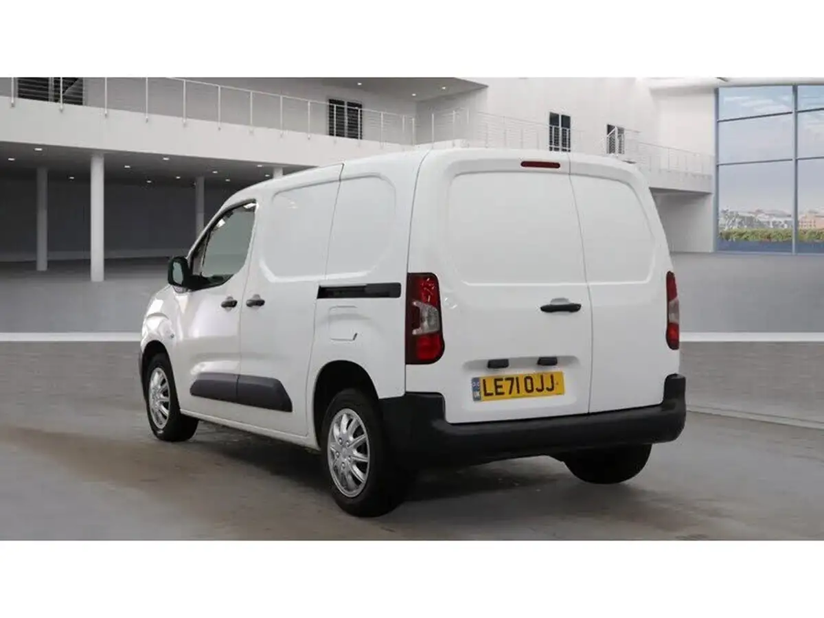 2022-citroen-berlingo-15bluehdi-1000-enterprise-pro-100pseu6d-big-8