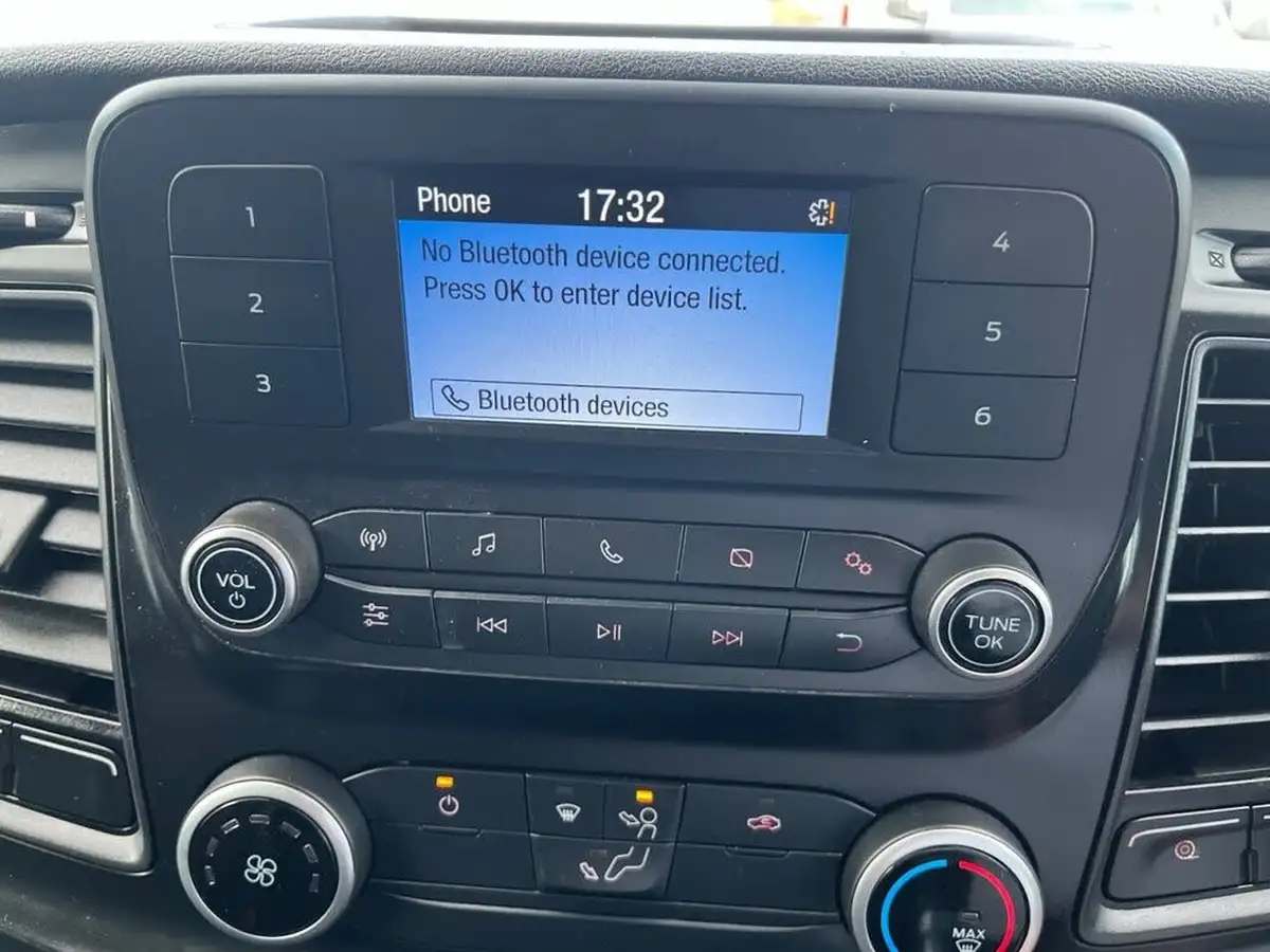 2022-ford-transit-20tdci-350-l2h2-leader-130pseu6d-rwd-panel-van-big-43