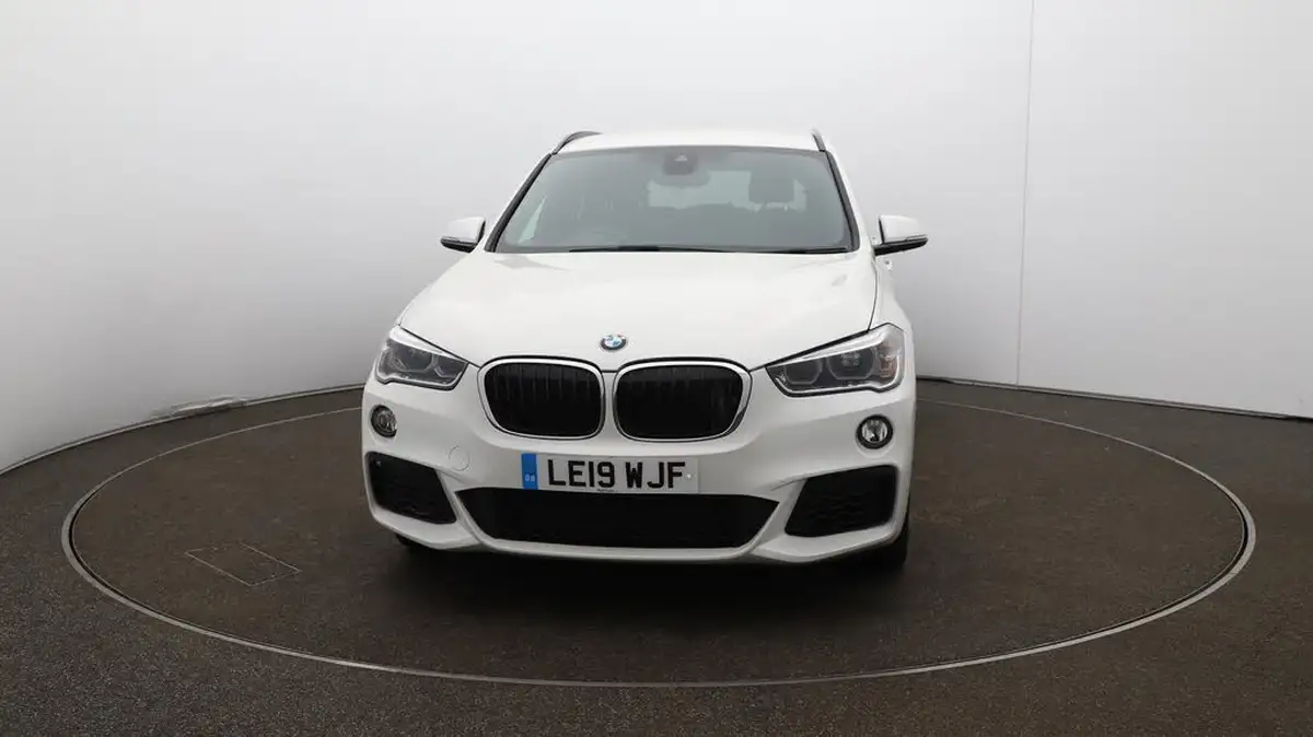 2019-bmw-x1-20-sdrive20i-m-sport-big-39