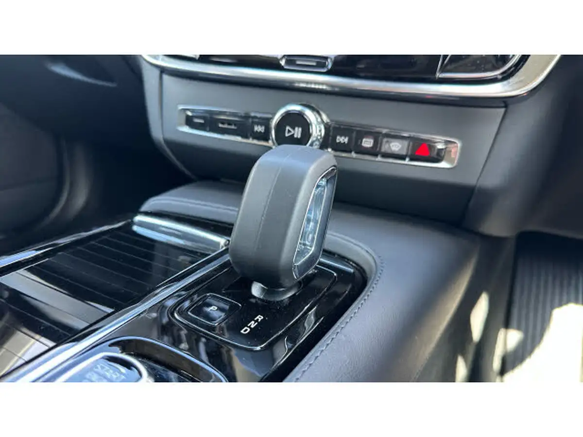 2024-volvo-v90-big-13