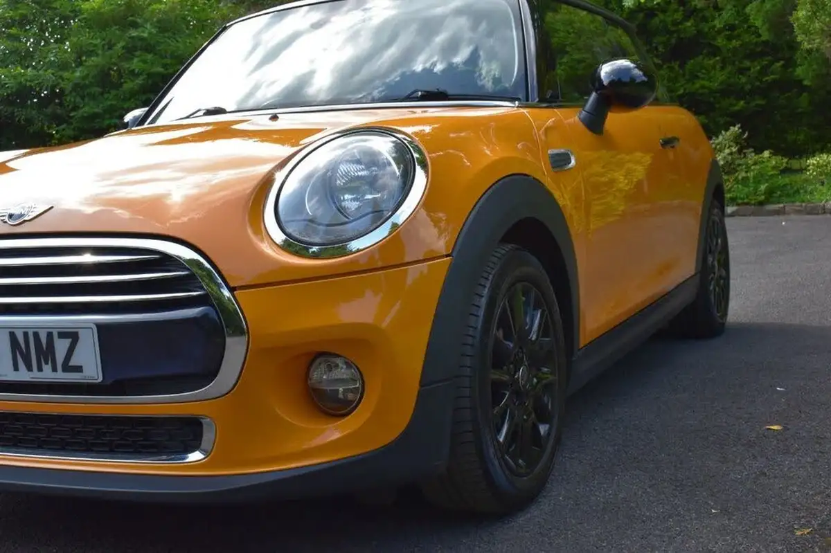 2014-mini-cooper-15-cooper-3d-auto-big-25