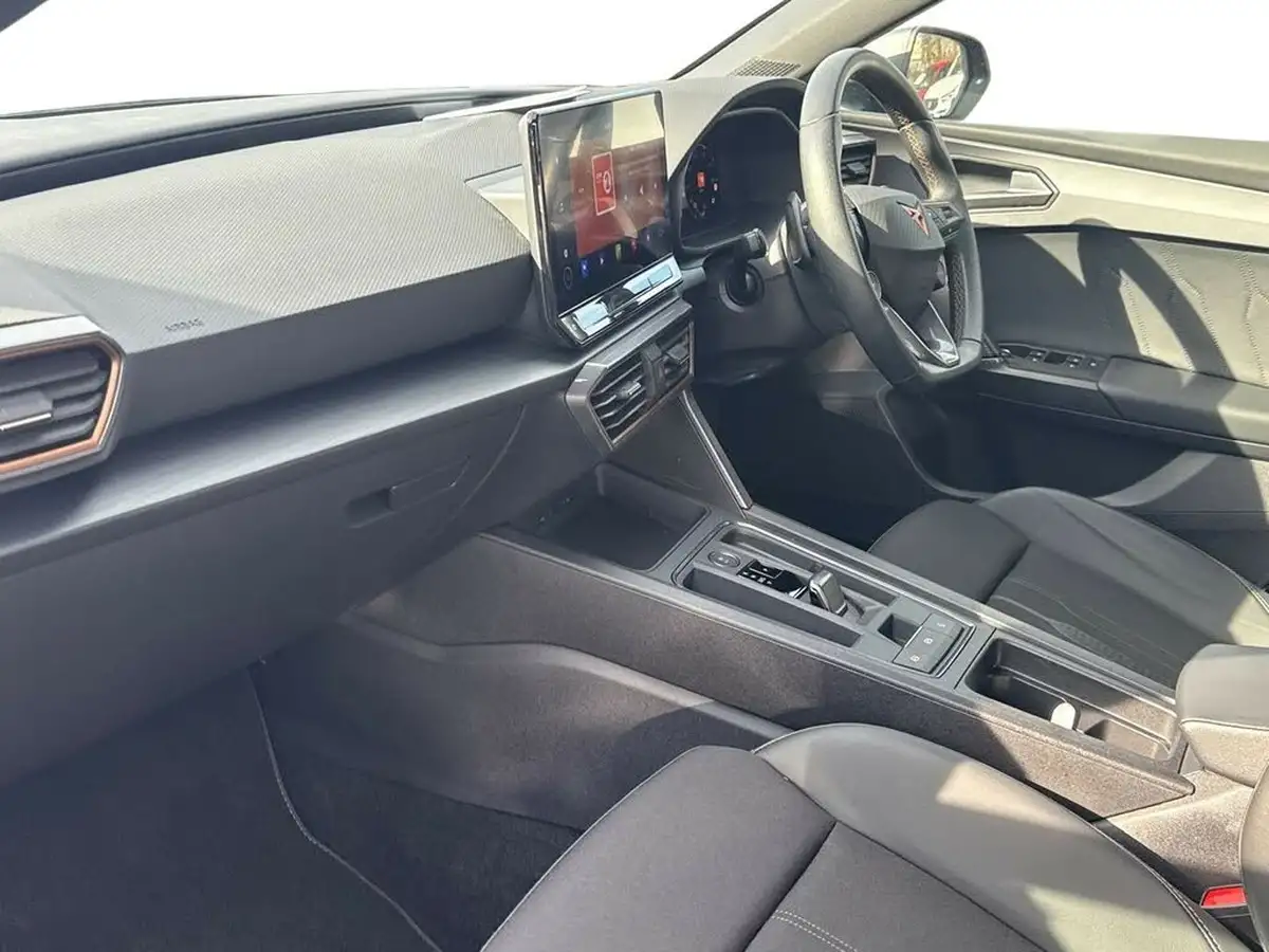 2023-cupra-leon-nf-20-tsi-vz2-310ps-estate-4drive-big-6