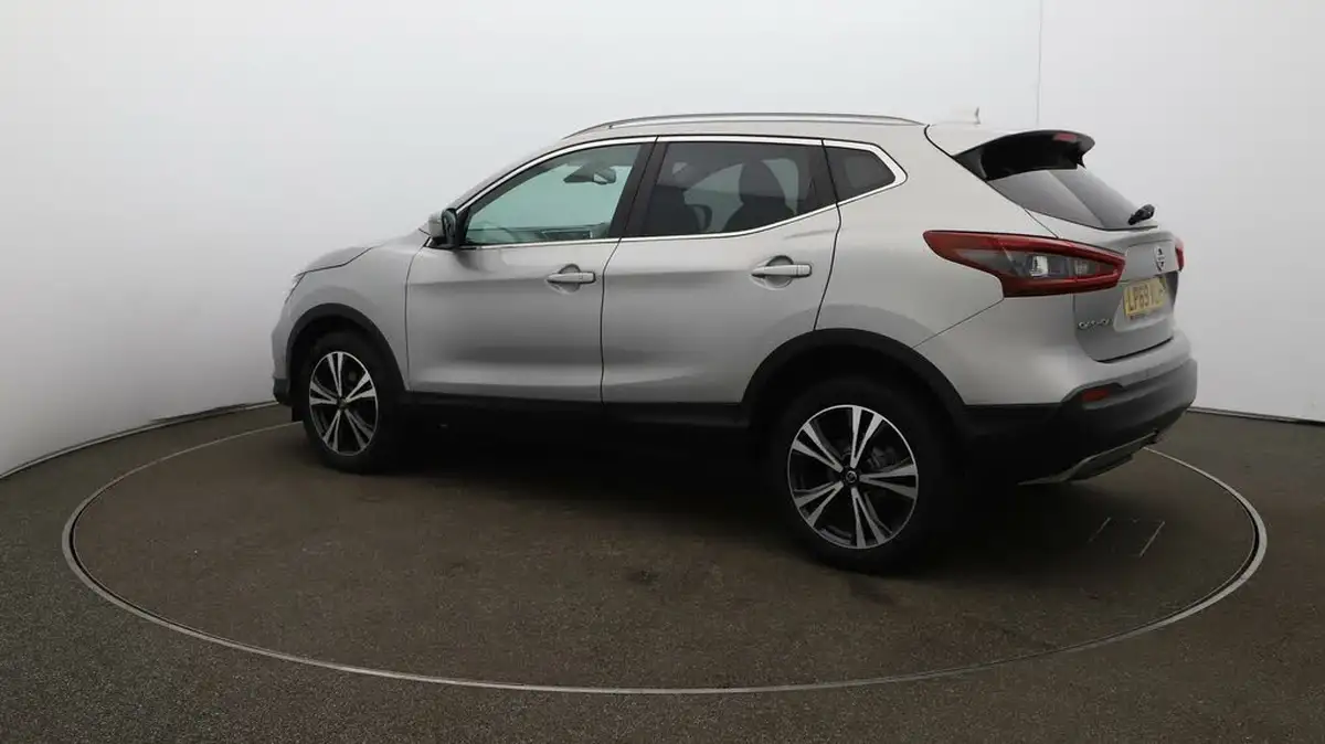 2020-nissan-qashqai-13-dig-t-n-connecta-160ps-dct-big-11