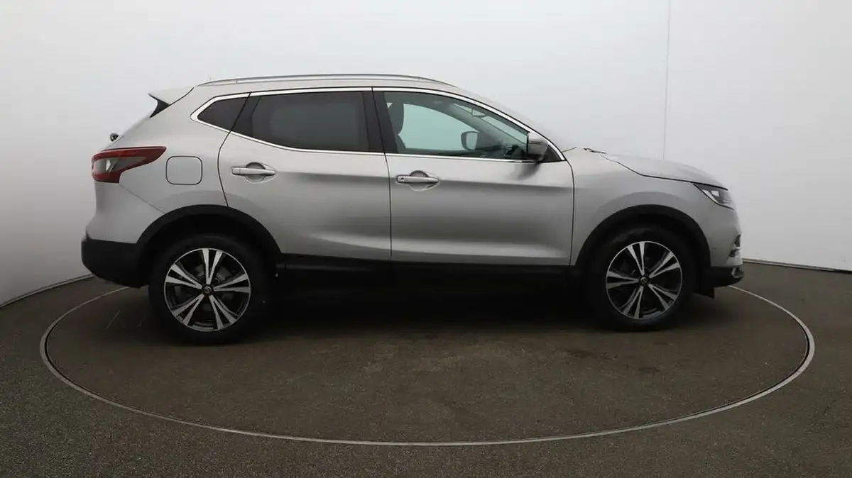 2020-nissan-qashqai-13-dig-t-n-connecta-160ps-dct-big-39