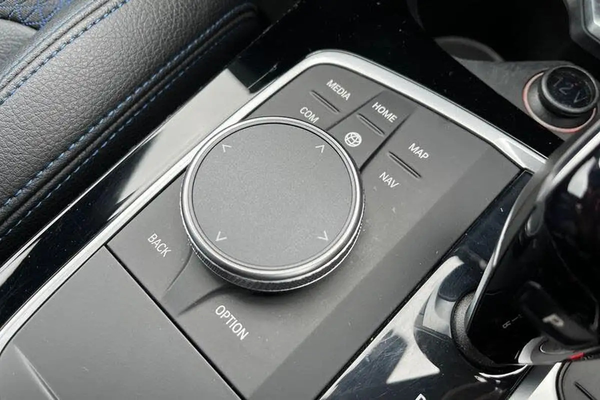 2022-bmw-1-series-15-118i-m-sport-lcp-dct-big-33