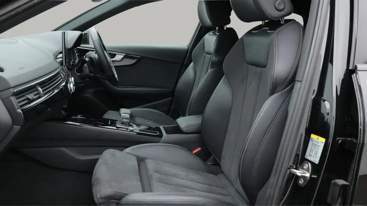 2022-audi-a4-20-35-tfsi-black-edition-s-tronic-big-14