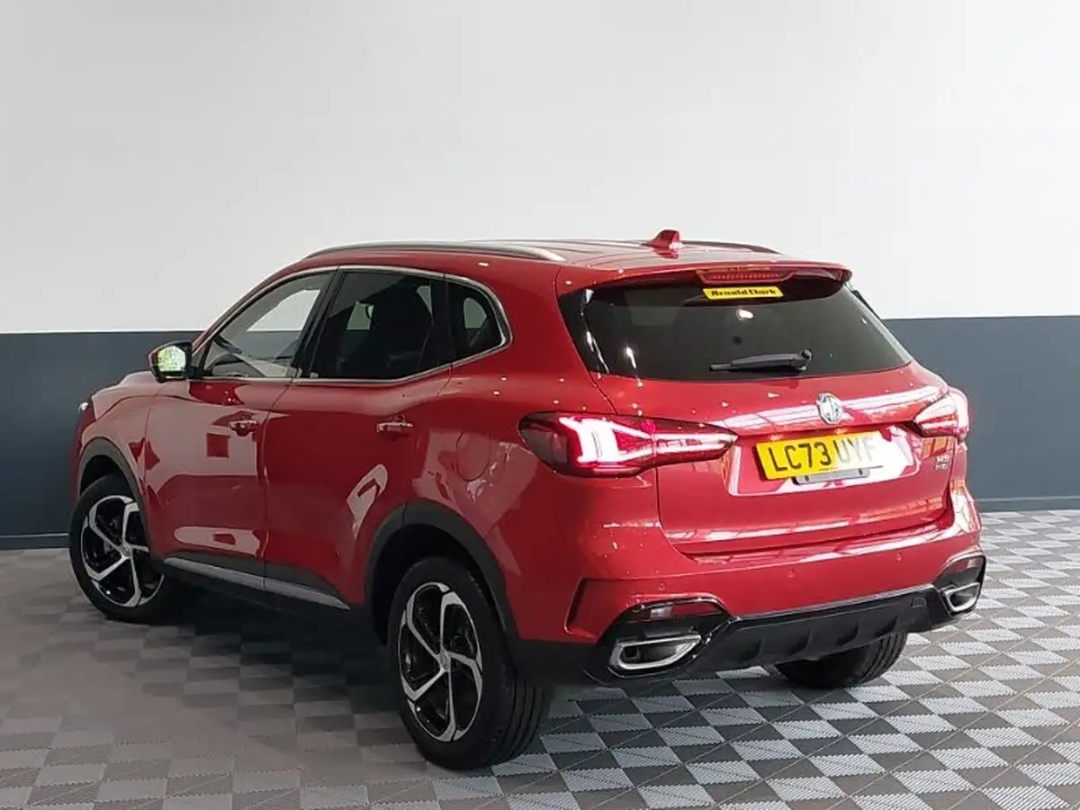 2023-mg-hs-15t-gdi-trophy-258ps-plug-in-hybrid-auto-big-1
