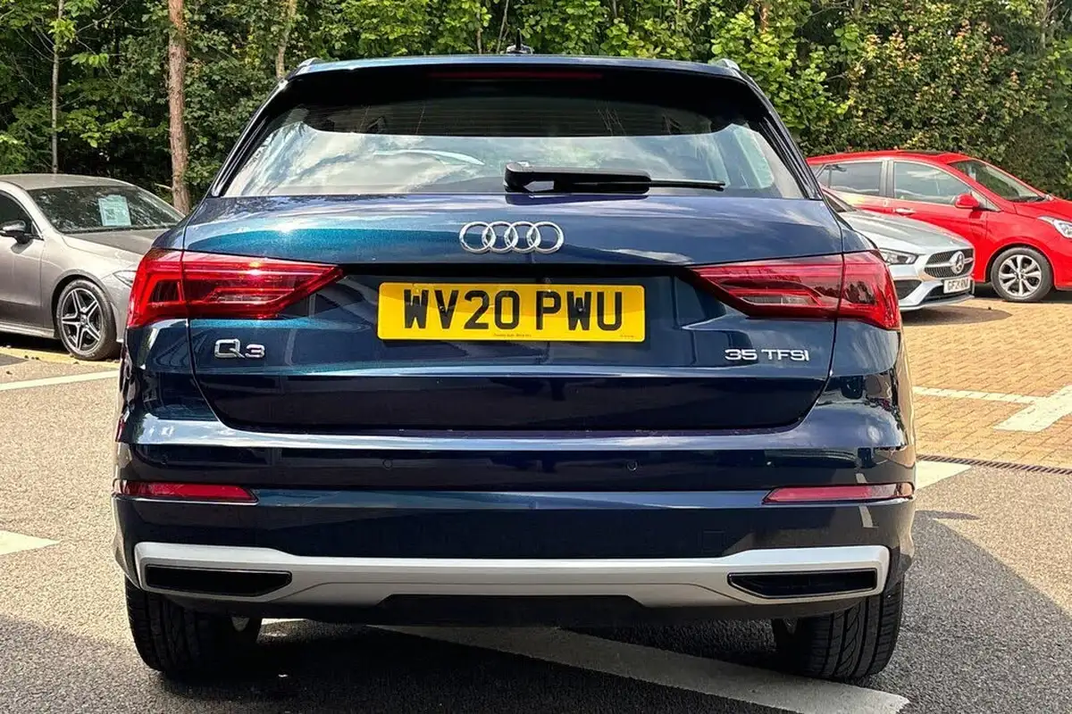 2020-audi-q3-15-35-tfsi-sport-cod-station-wagon-1498cc-big-6