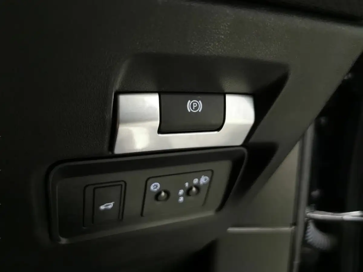 2021-land-rover-range-rover-evoque-20-d165-r-dynamic-big-26