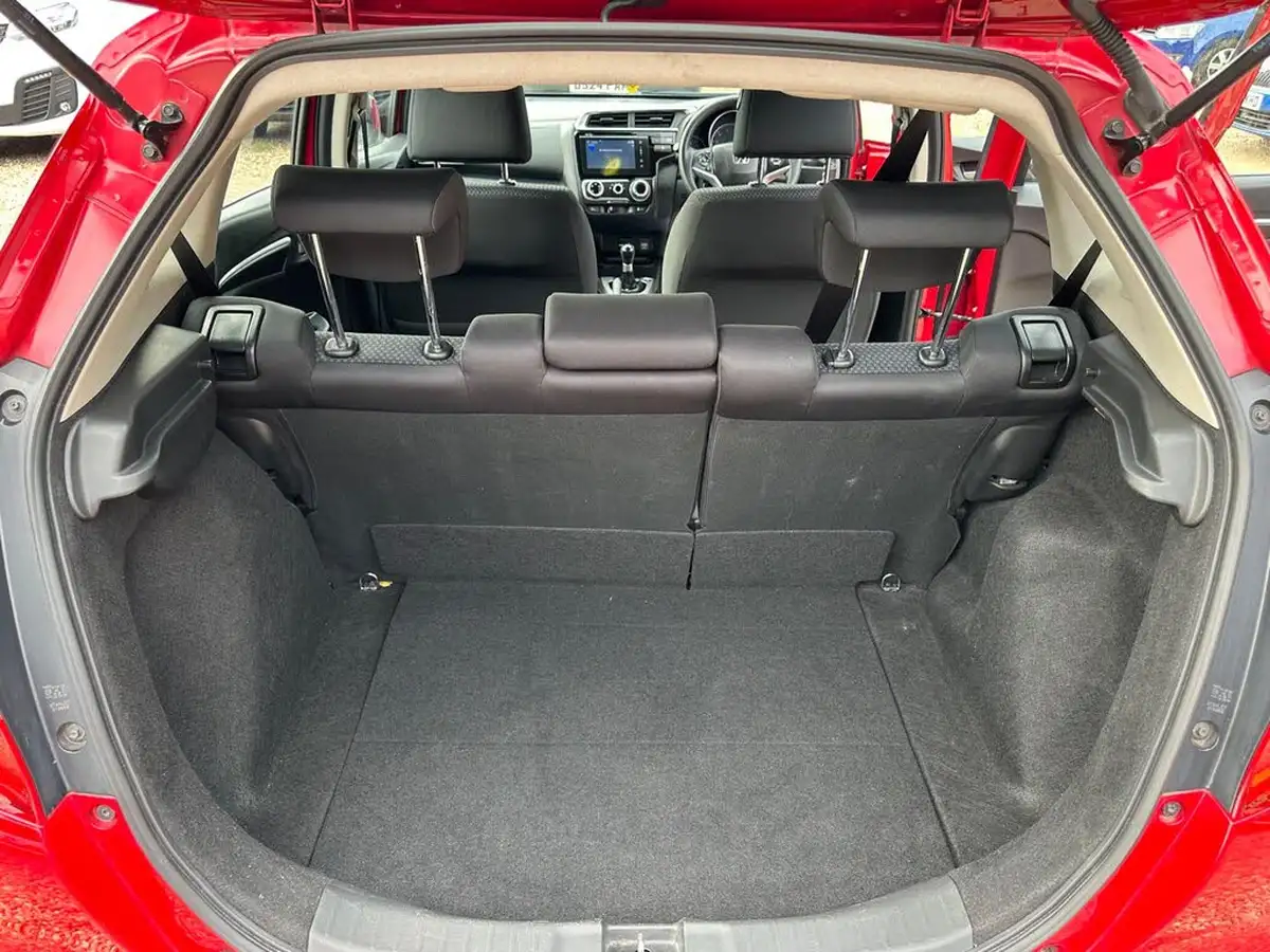 2019-honda-jazz-13-i-vtec-se-big-13