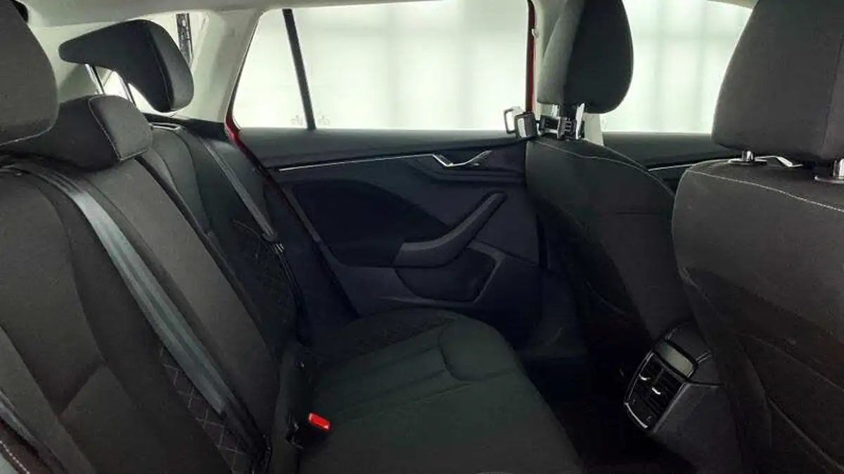 2021-skoda-kamiq-10-tsi-se-109ps-big-25