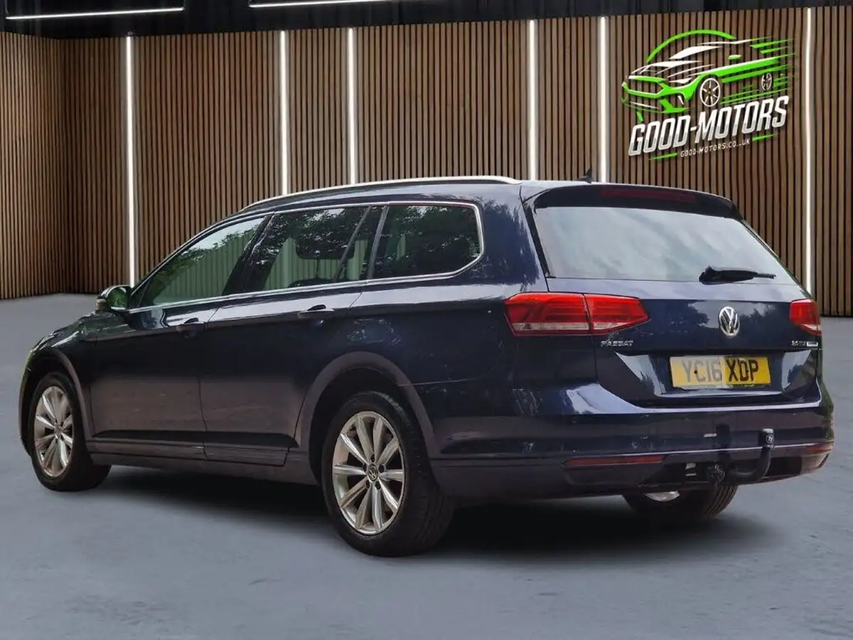 2016-volkswagen-passat-20tdi-se-business-estate-5d-big-13