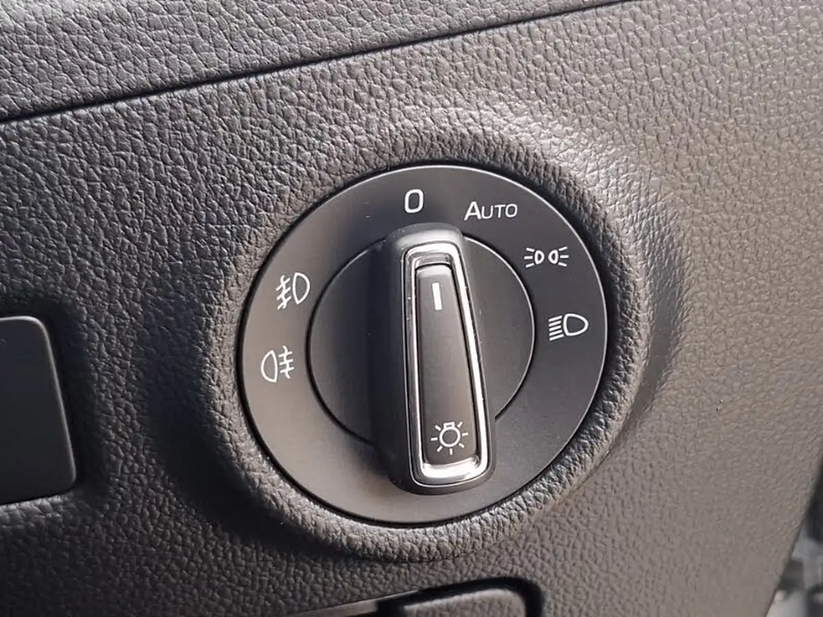 2020-skoda-superb-14-tsi-se-l-hatchback-big-17