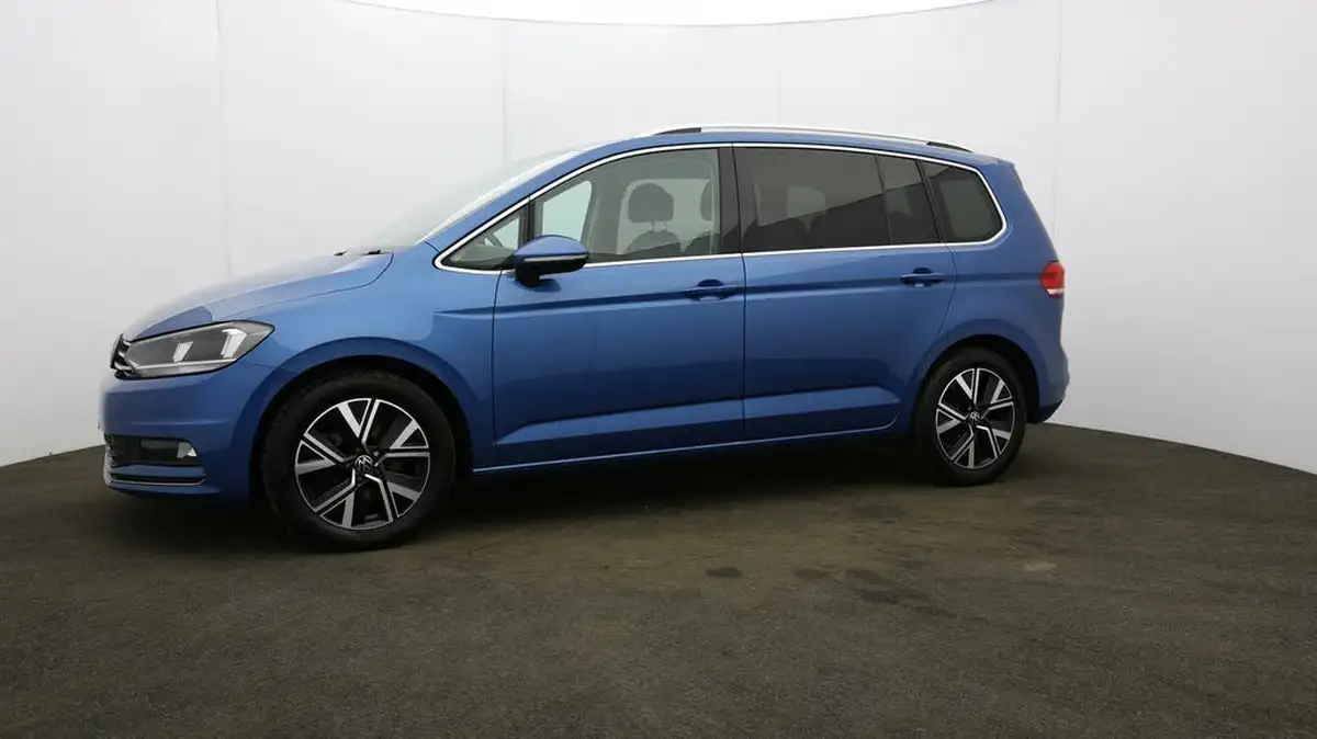 2021-volkswagen-touran-15-tsi-sel-dsg-big-29