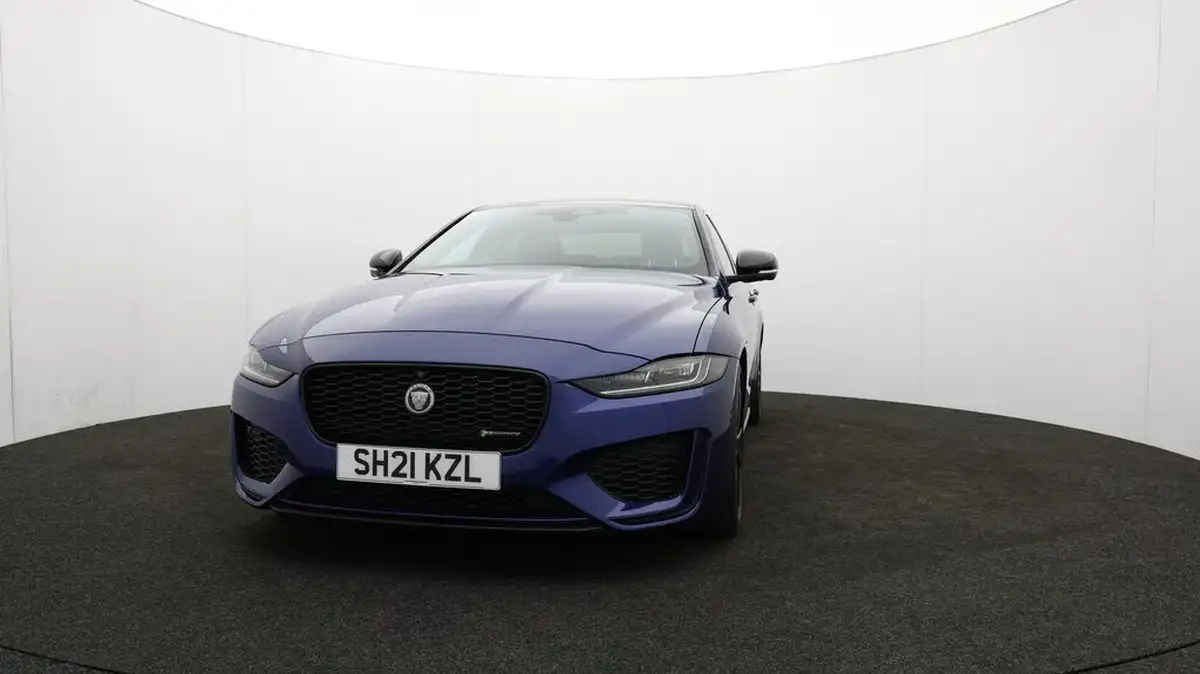 2021-jaguar-xe-20-d200-r-dynamic-black-big-58