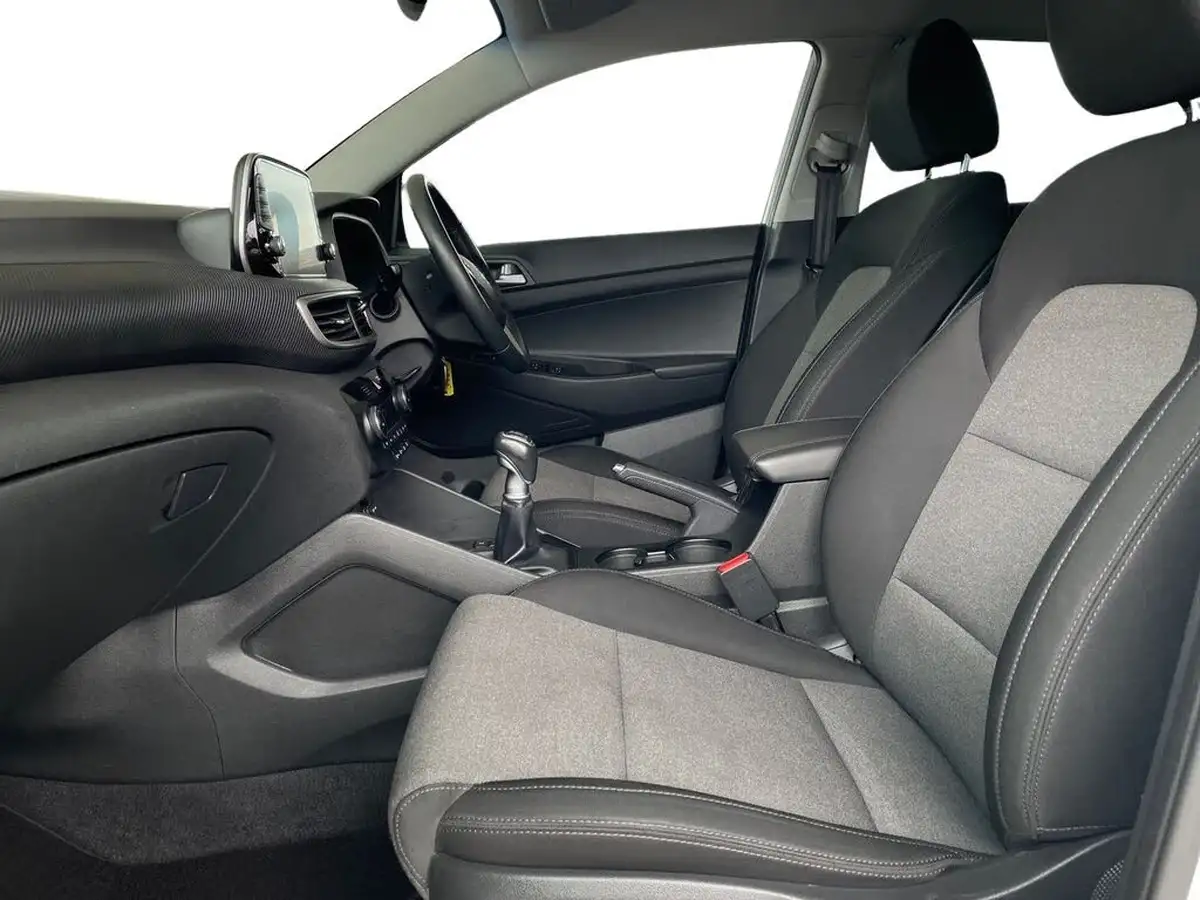 2019-hyundai-tucson-16-t-gdi-se-nav-big-9