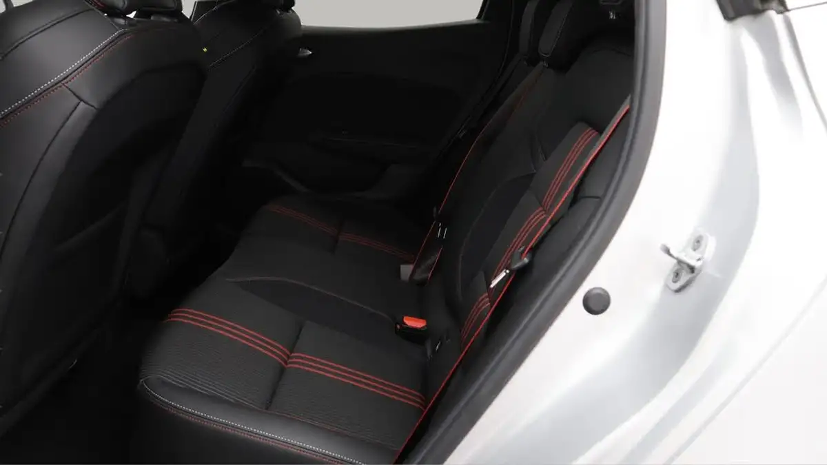 2021-renault-clio-10-tce-rs-line-100bhp-big-16