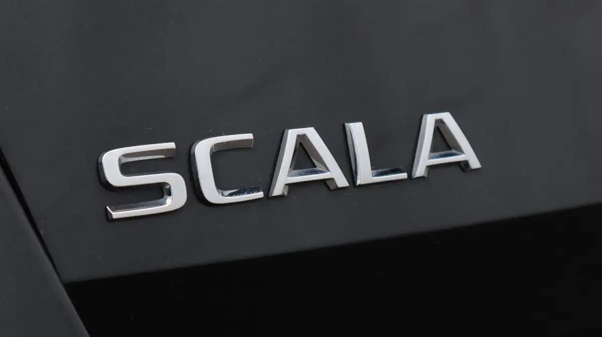 2023-skoda-scala-10-tsi-s-big-21