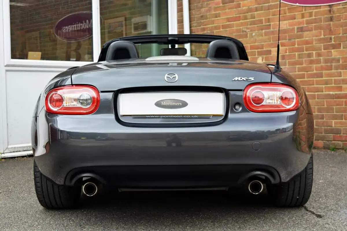 2014-mazda-mx-5-18-roadster-se-big-6