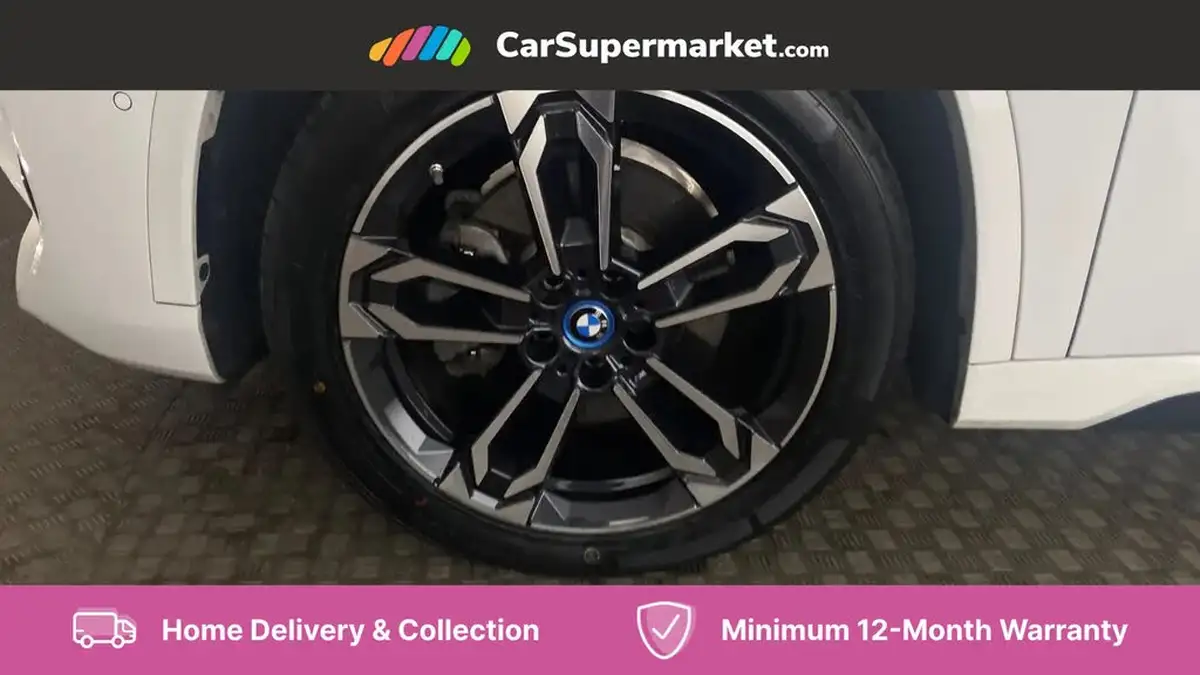 2023-bmw-ix1-e-xdrive30-m-sport-big-18