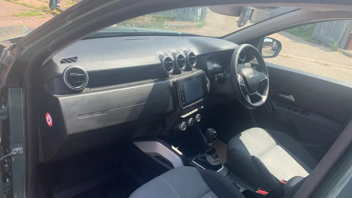 2023-dacia-duster-13-tce-extreme-150bhp-edc-big-11