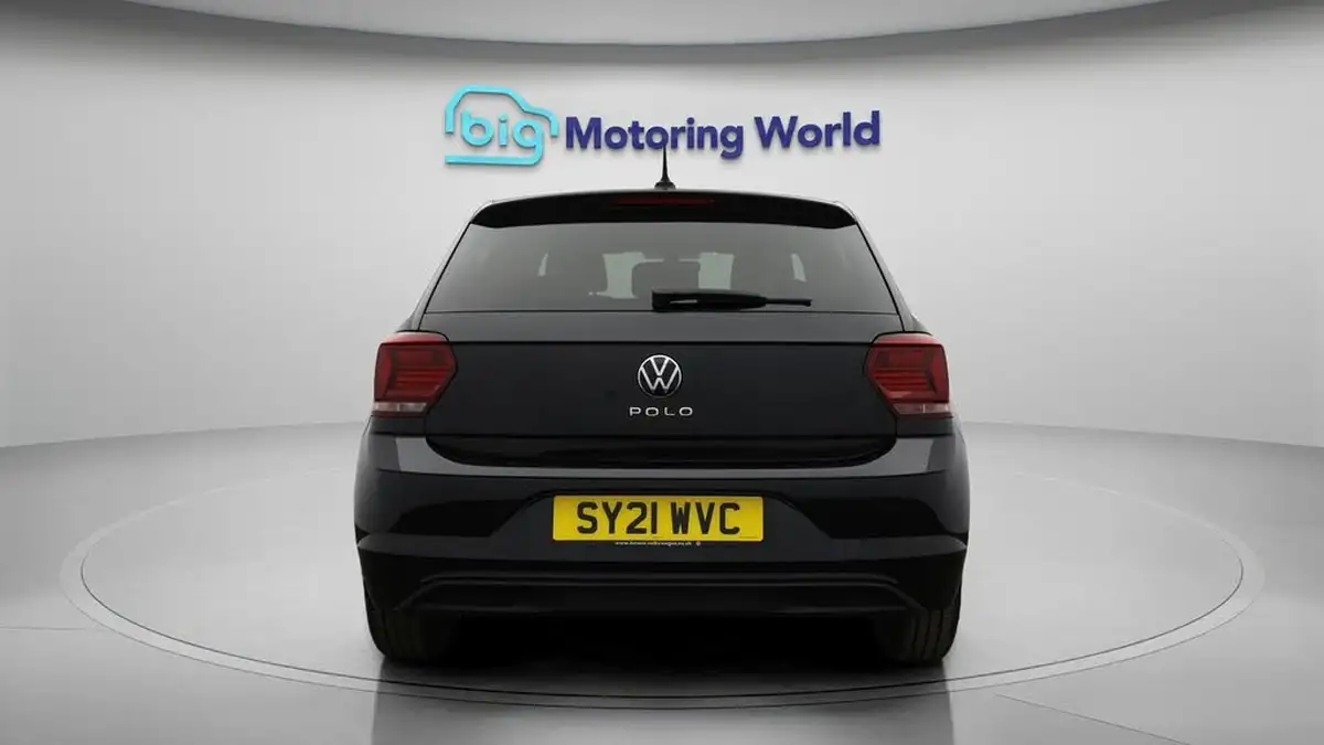 2021-volkswagen-polo-10-united-big-6