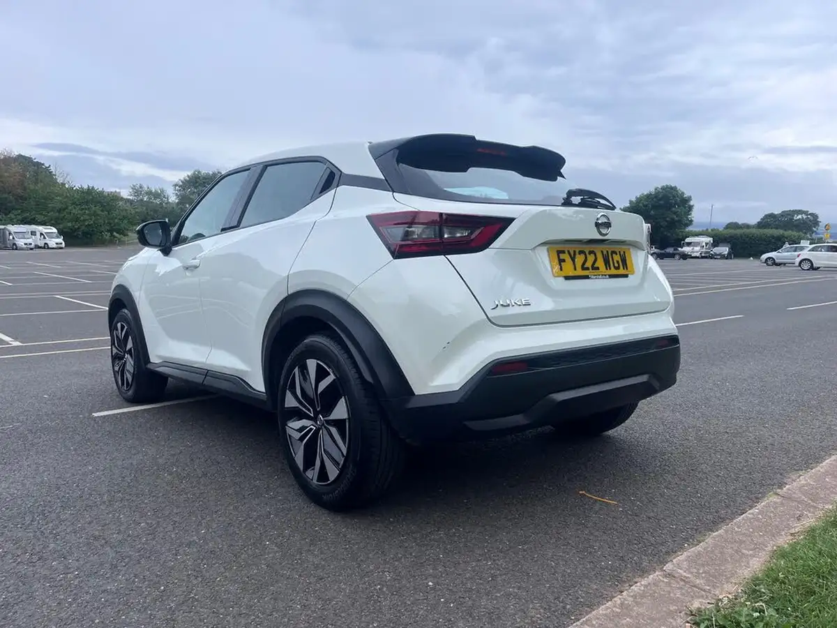 2022-nissan-juke-10-dig-t-acenta-big-4
