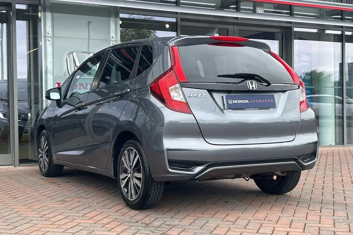 2019-honda-jazz-13-i-vtec-ex-cvt-big-2