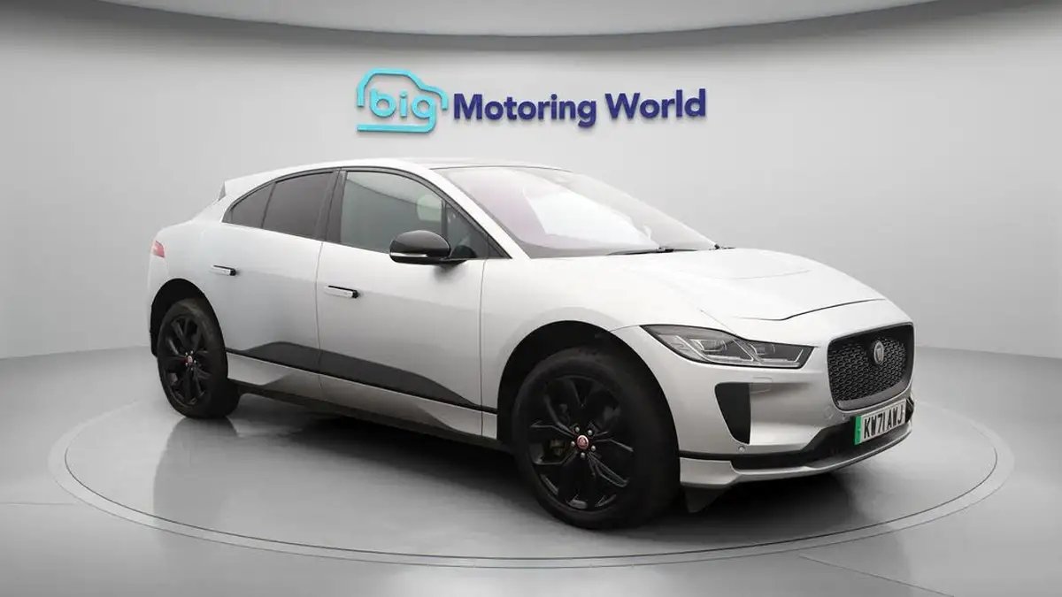 2022-jaguar-i-pace-ev400-hse-black-big-1