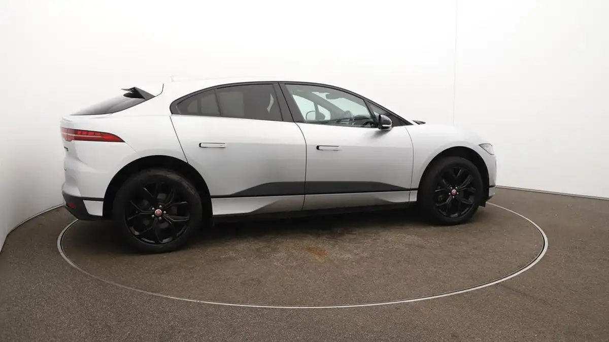 2022-jaguar-i-pace-ev400-hse-black-big-53
