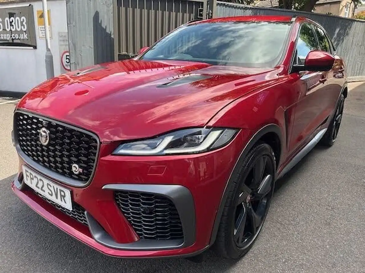 2022-jaguar-f-pace-50-v8-p550-svr-big-3
