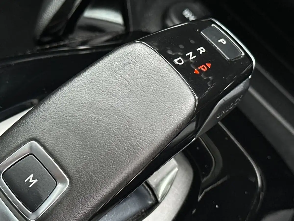 2020-peugeot-208-12-puretech-allure-100bhp-eat8-big-20