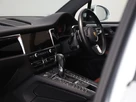 2021-porsche-macan-30-s-small-42